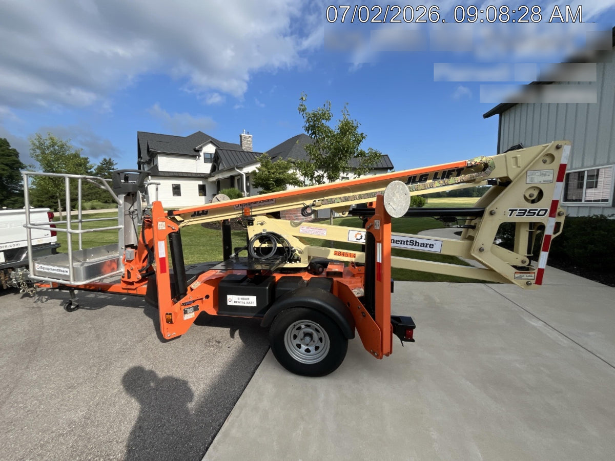 2022 JLG T350