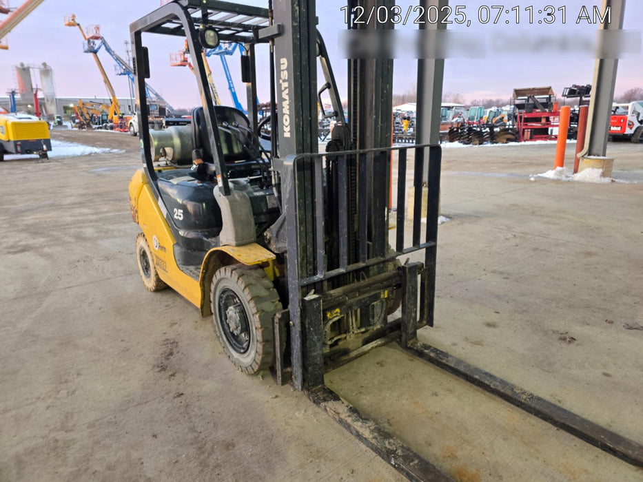 2018 KOMATSU FG25HT-16