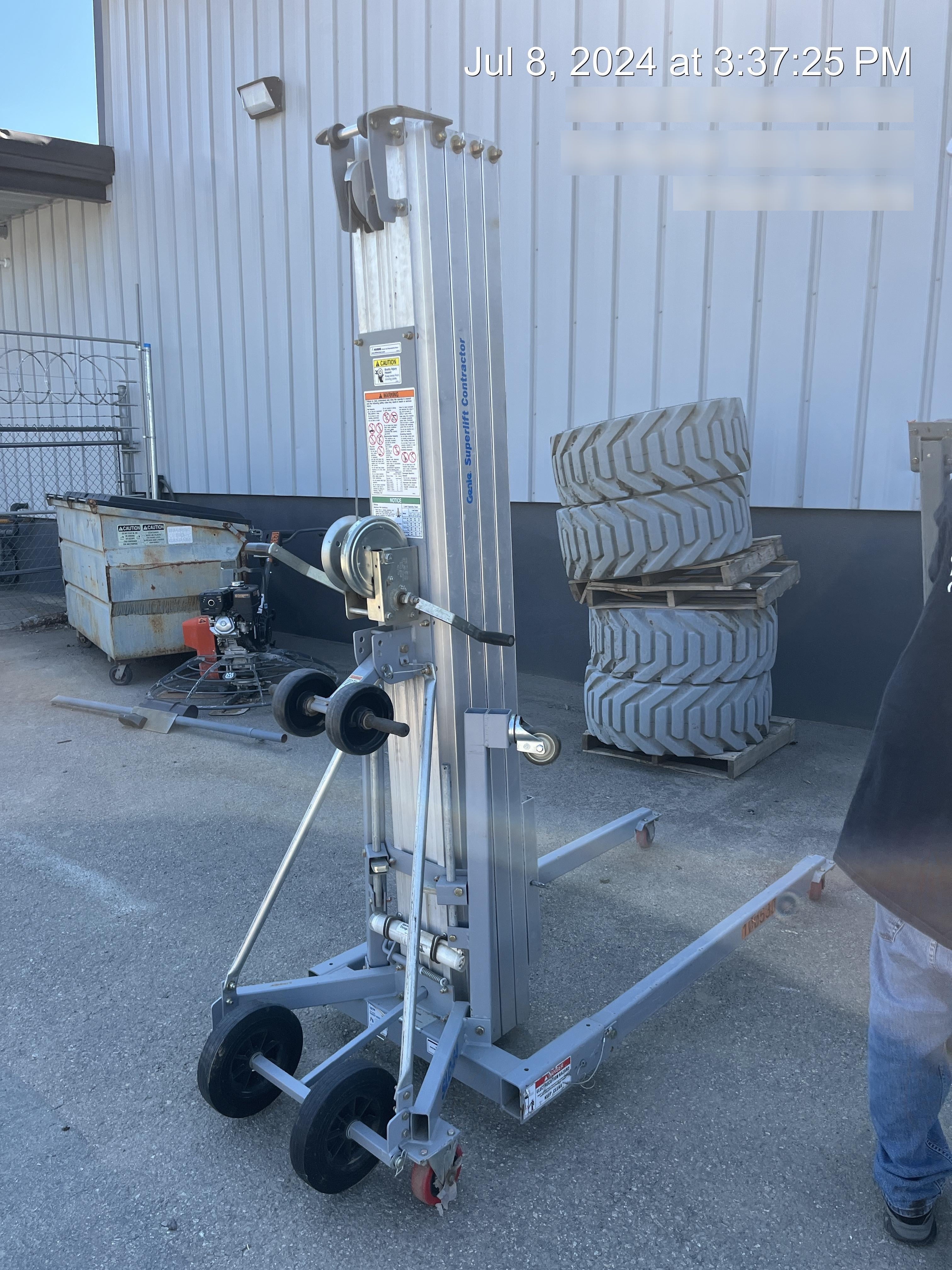 2020 GENIE SLC-24