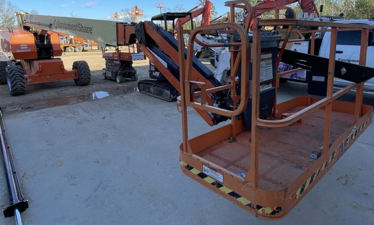 2022 JLG 860SJ