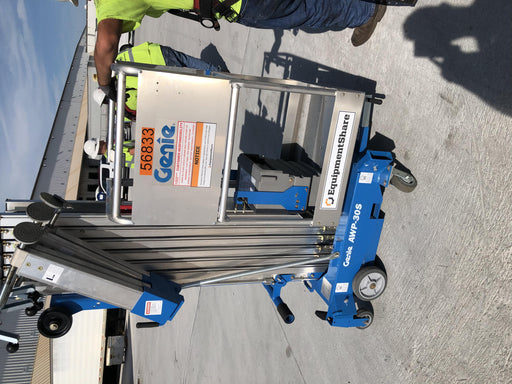 2019 GENIE AWP-30S