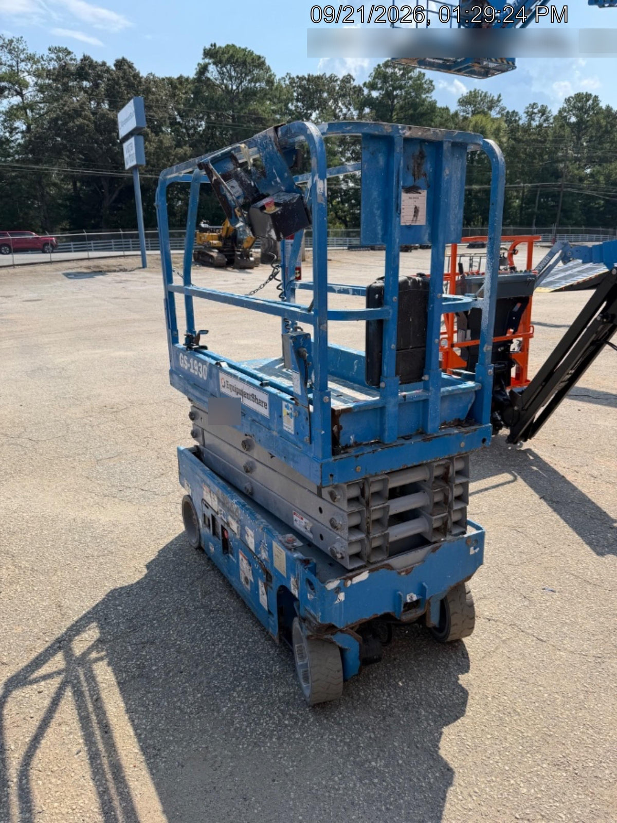 2019 Genie GS-1930 Fixed rails with chain Entry