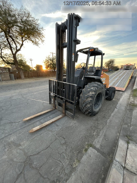2023 CASE 588H