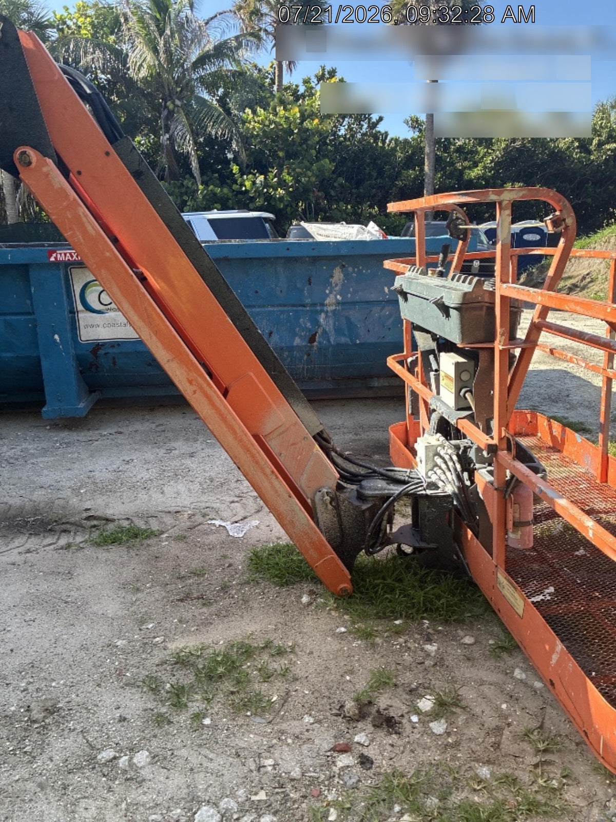 2021 JLG 600AJ