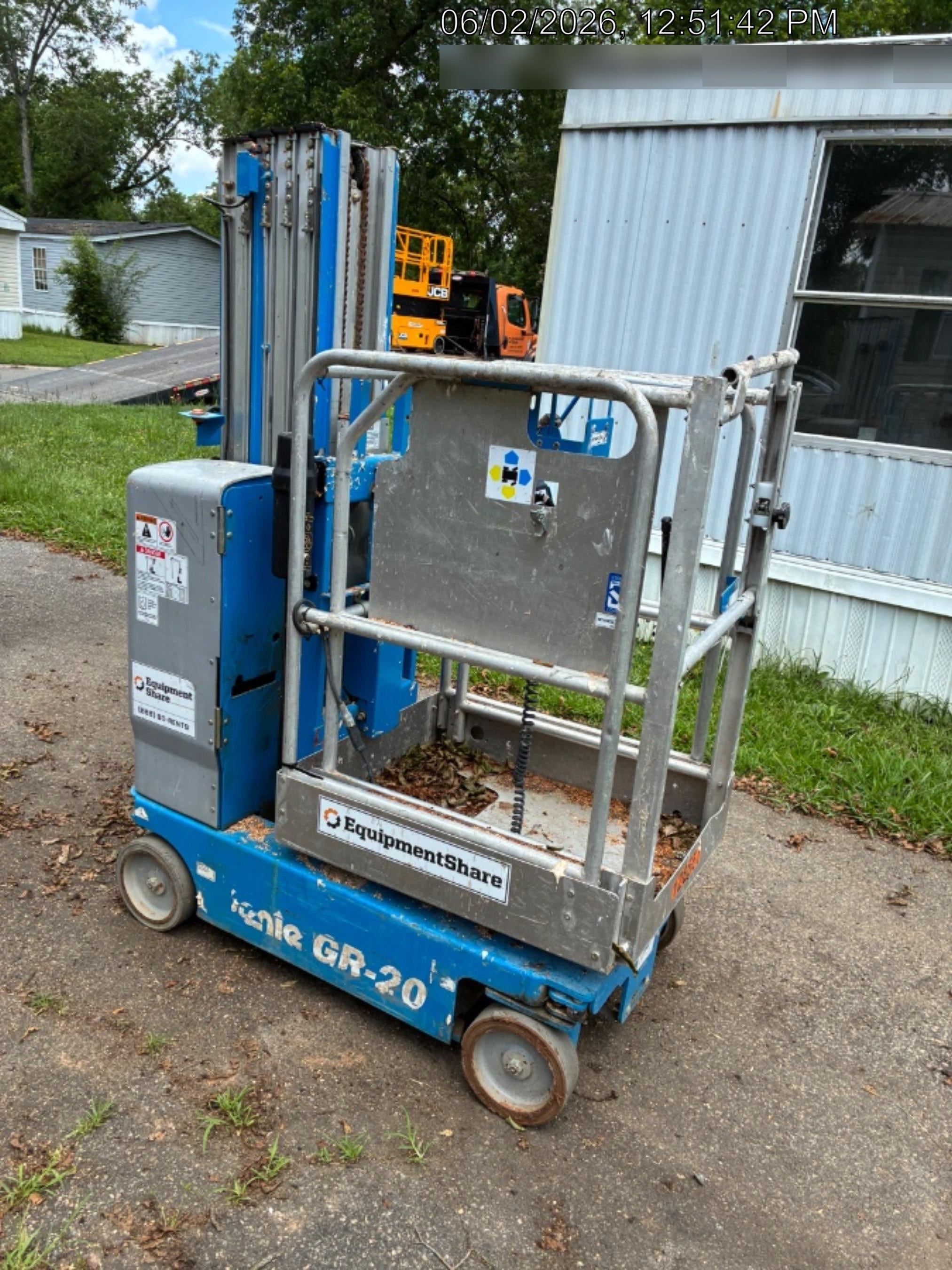 2021 GENIE GR-20