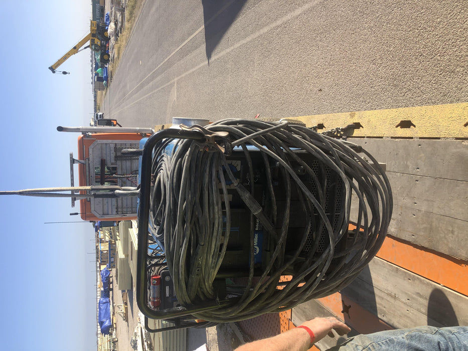 2019 Miller Electric BOBCAT 250 Standard w/Running Gear, Bracket, Hose