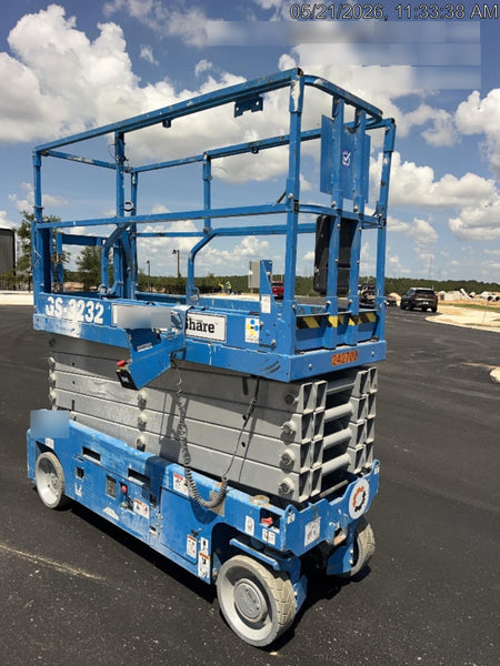 2022 GENIE GS-3232
