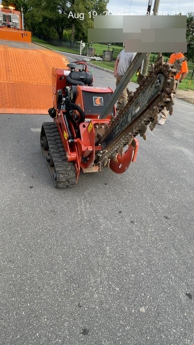 2023 DITCH WITCH C24XA
