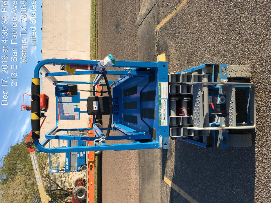 2019 Genie GS-1930 Fixed rails with chain Entry