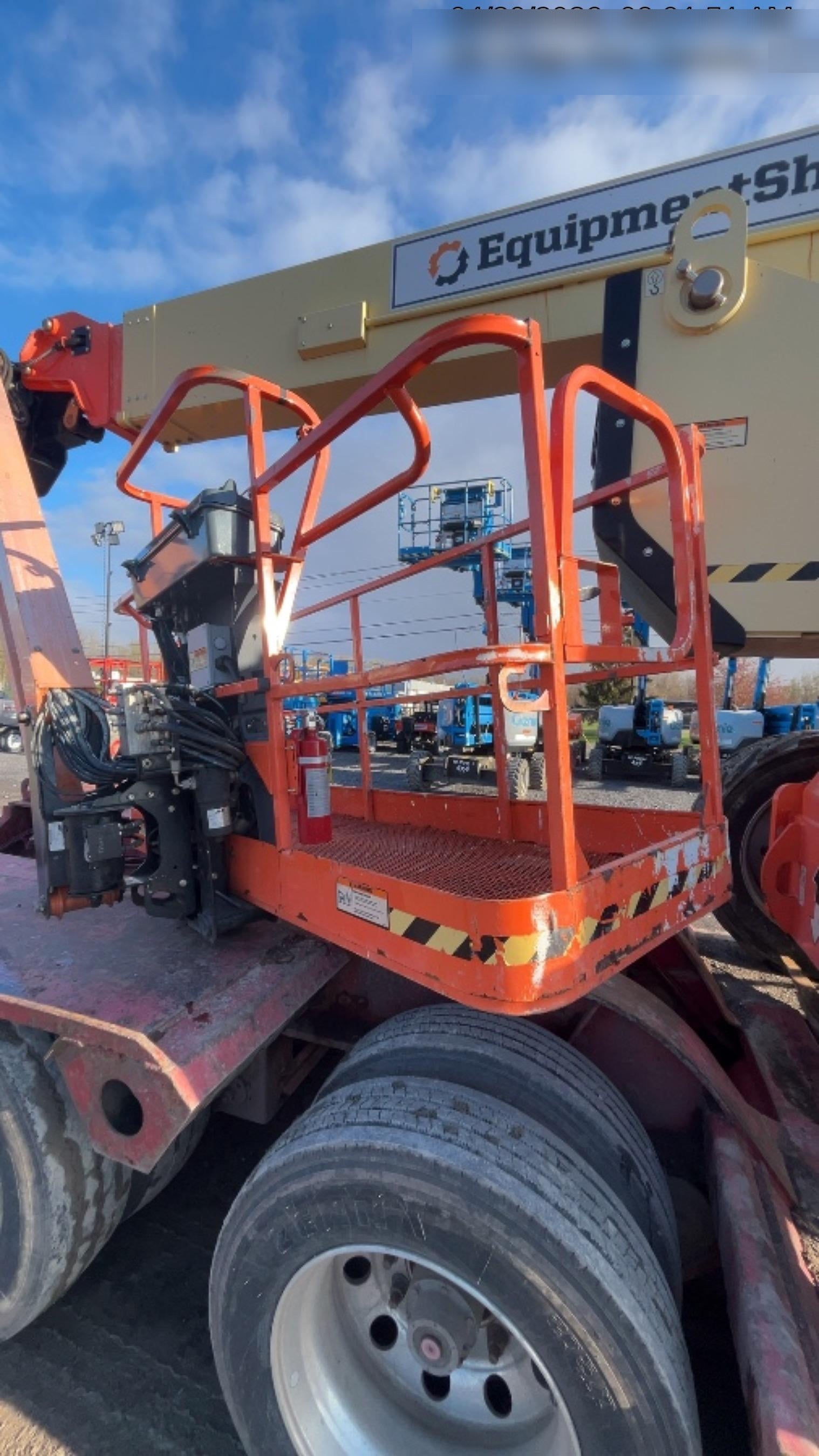 2022 JLG 1250AJP
