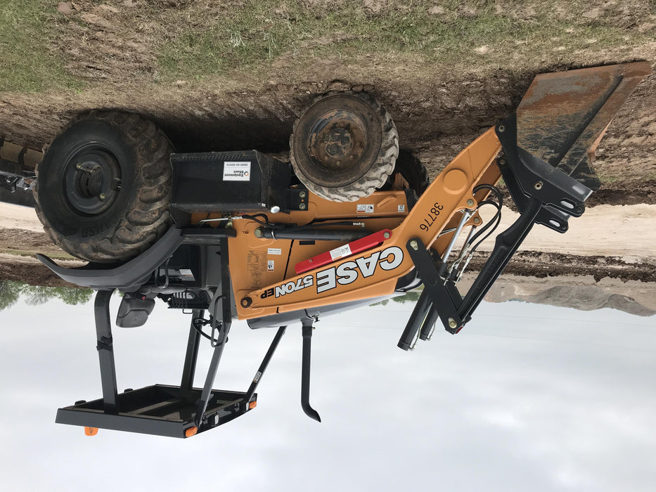 2019 Case 570N EP Canopy, 4WD, GP Front Bucket, Dual Tilt Cylinder, 84" Box Blade w/ Scarifier, Wheel Weights, Beacon