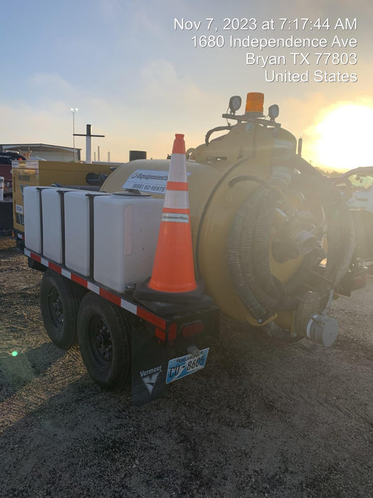 2023 Vac-Tron LP573XDT T4 Koehler Diesel Engine, 500 Gallon Debris Tank, x2 100 Gallon Water Tanks