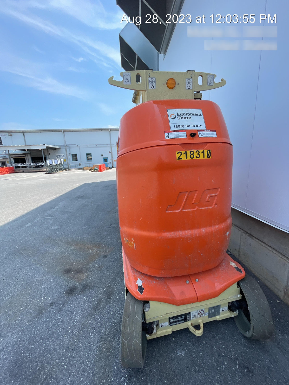 2022 JLG 26E