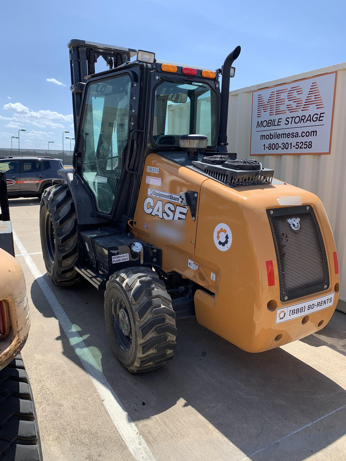2021 CASE 588H