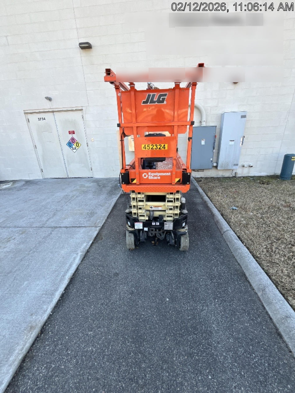 2024 JLG ES1932