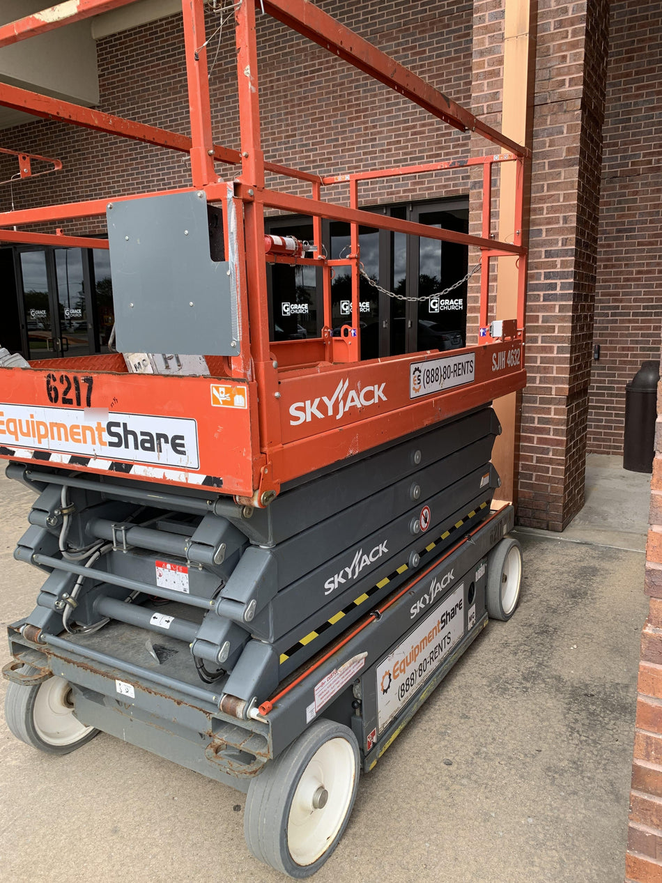 2017 Skyjack SJIII-4632 Skyjack SJ4632, Trojan Battery Set, Extended Warranty 5yr/5k hr