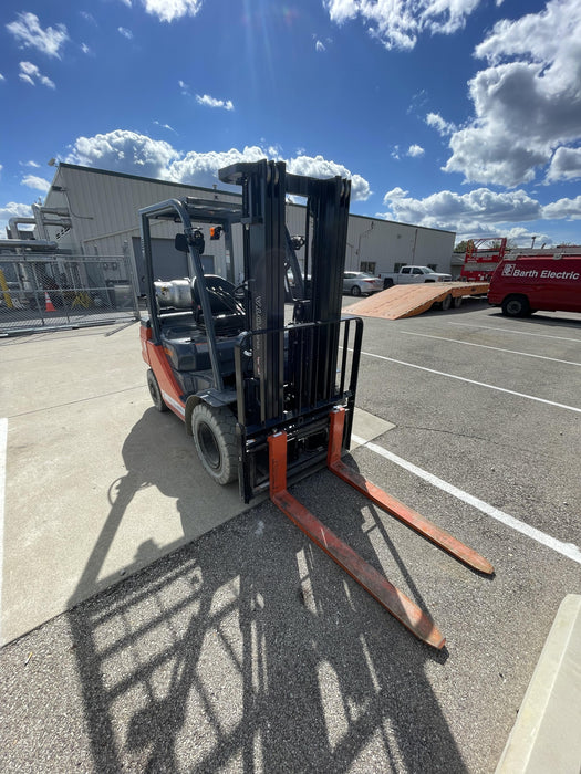 2022 TOYOTA 50-8FGU25