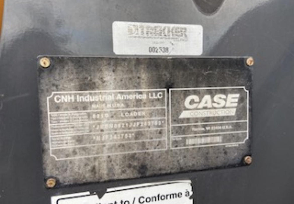 2018 Case 821G CLOSED CAB, 1 FUNCTION, JRB 418 STYLE HYD COUPLER