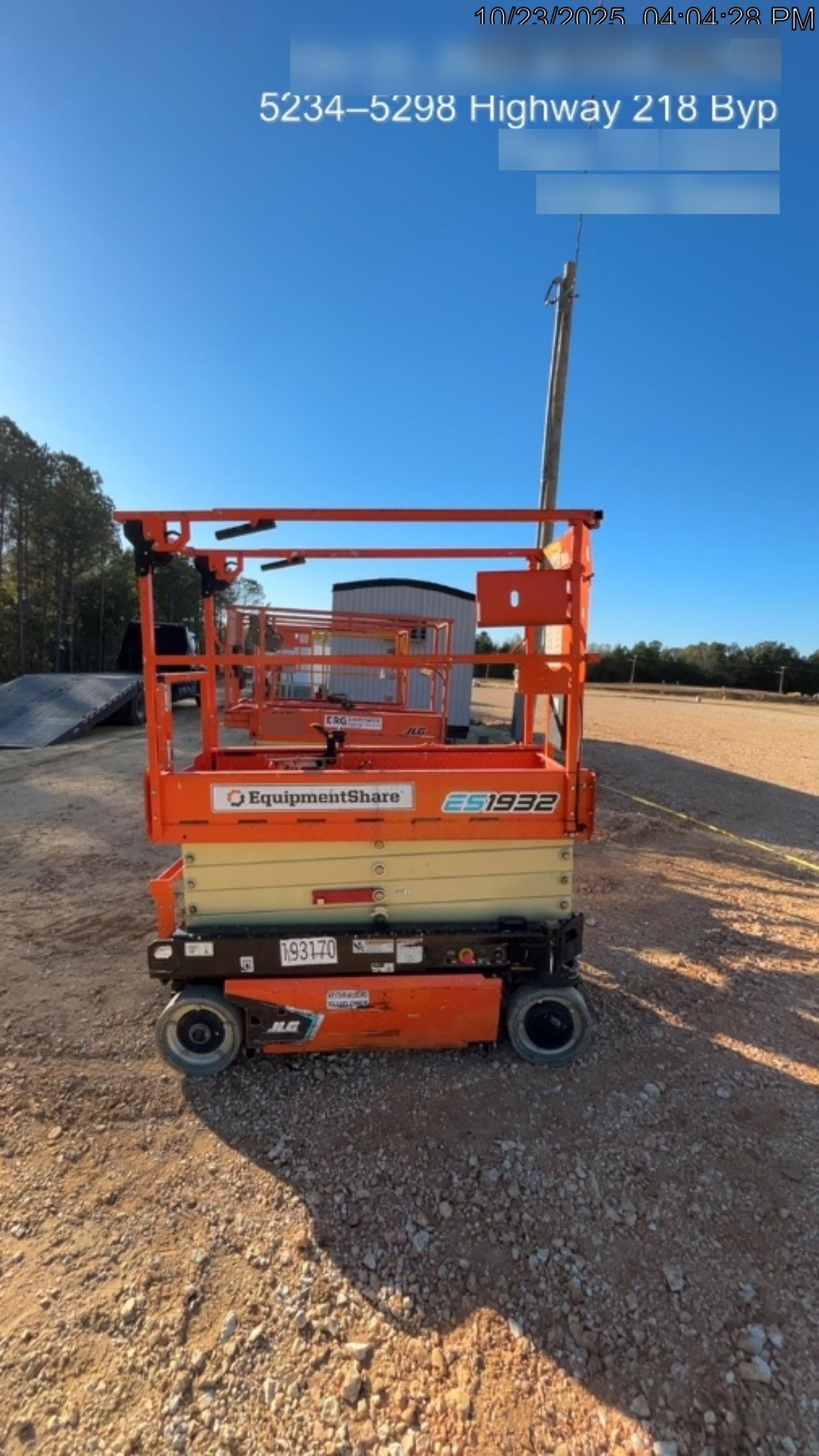 2021 JLG ES1932