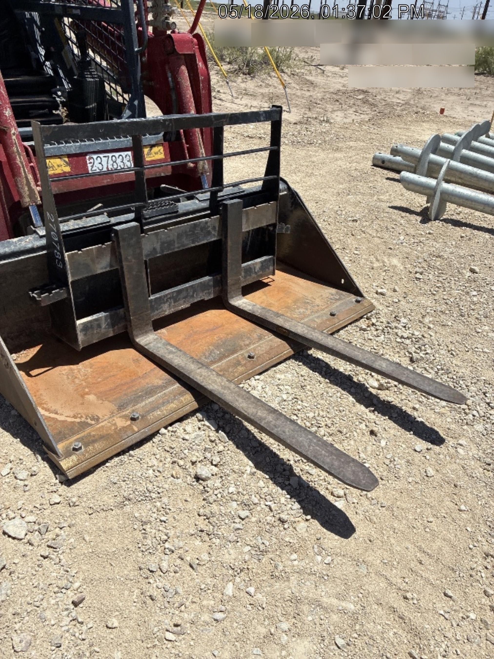 2022 ARROW MATERIAL HANDLING 48" Pallet Forks - Arrow