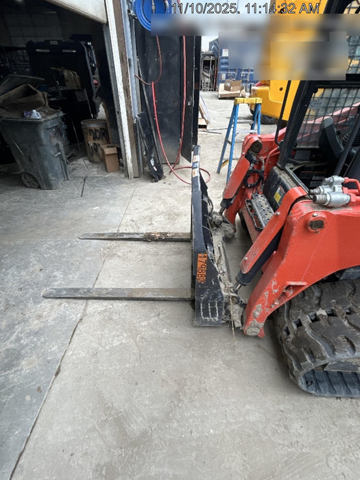 2021 PALADIN 48" Pallet Forks - Paladin