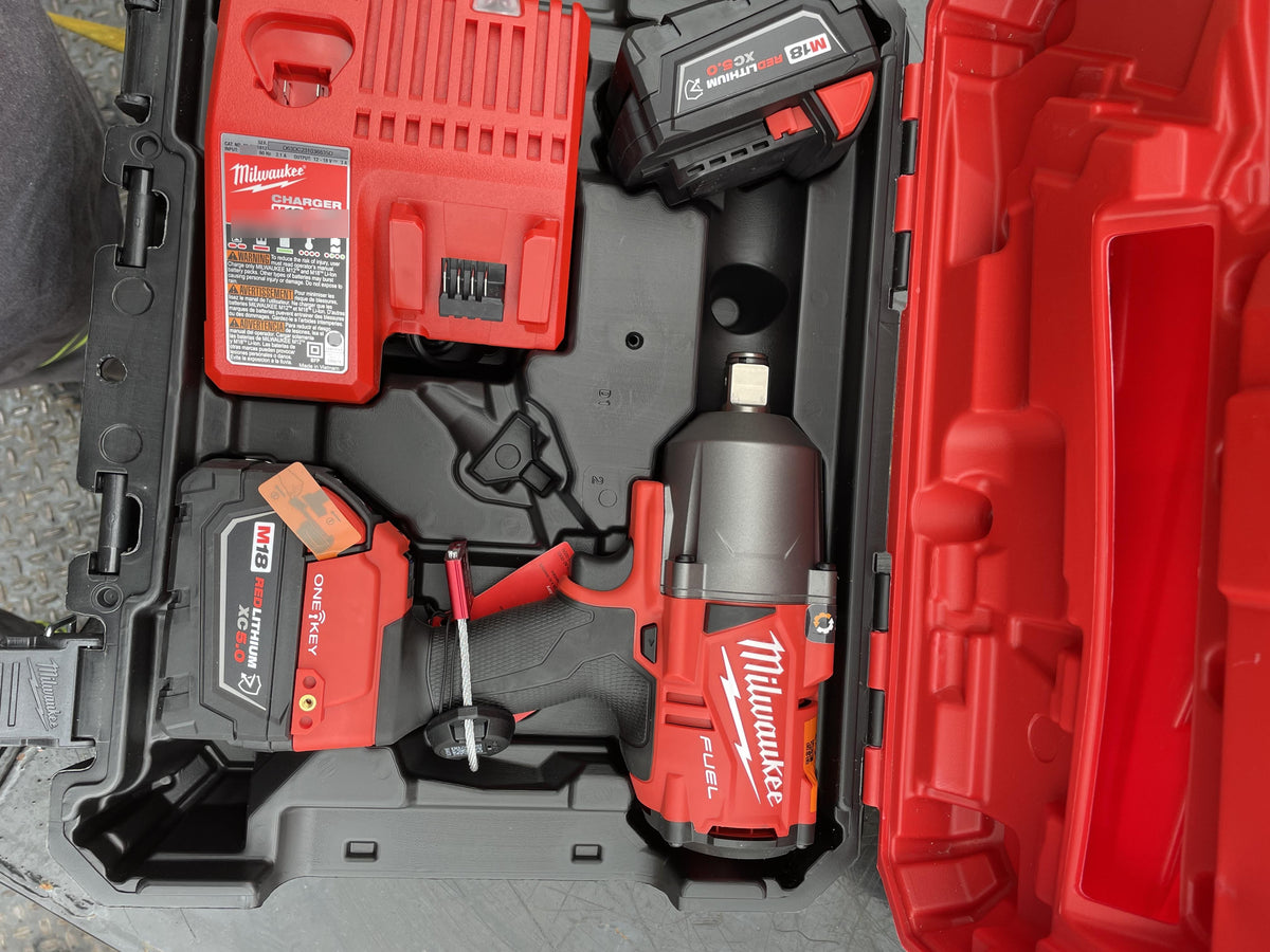 2023 MILWAUKEE 2864-22R