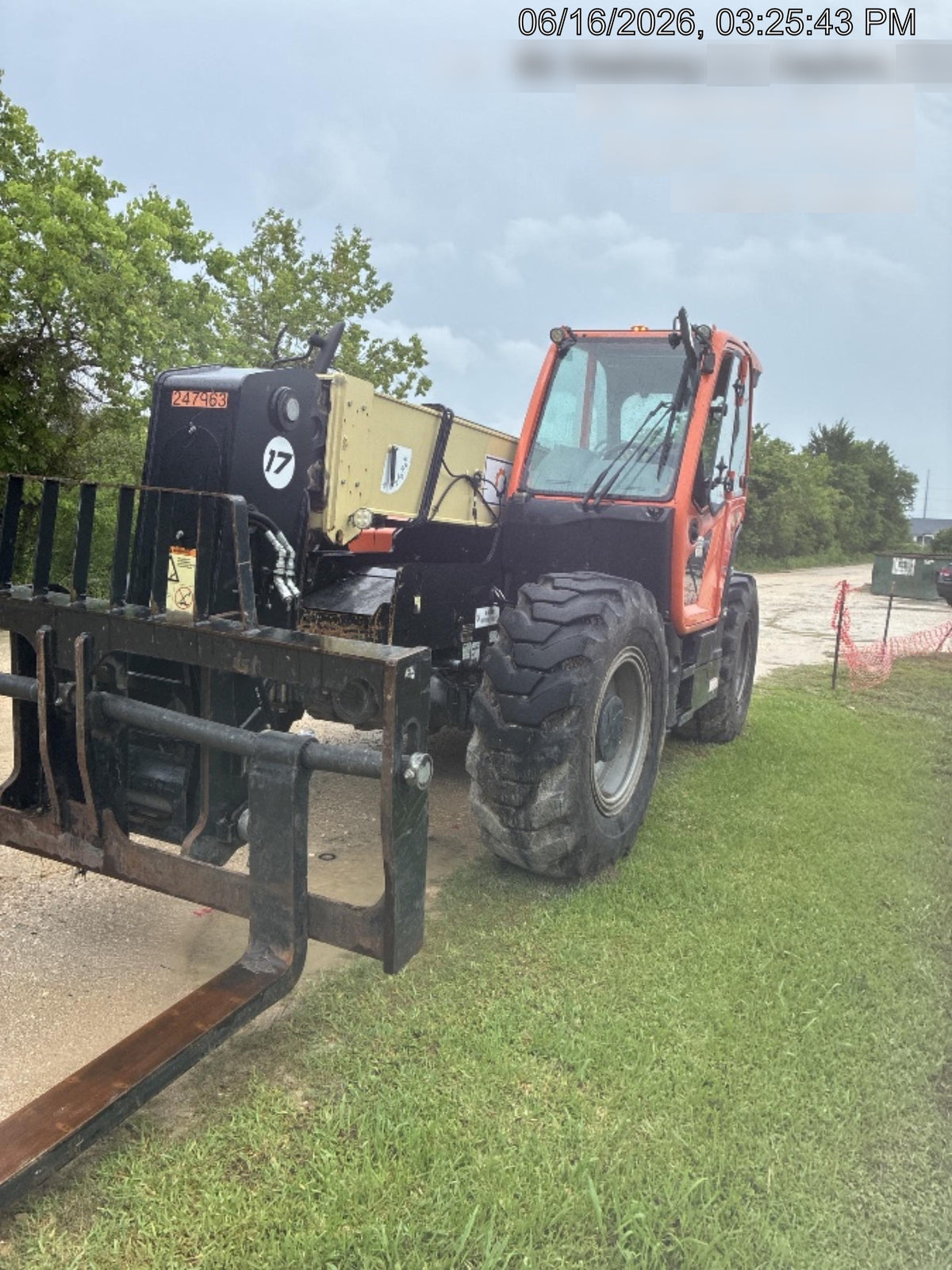 2022 JLG 1732