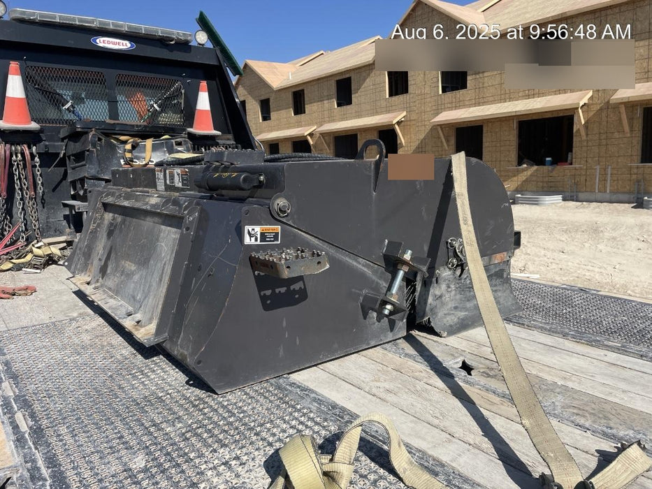 2020 PALADIN Sweepster SB72