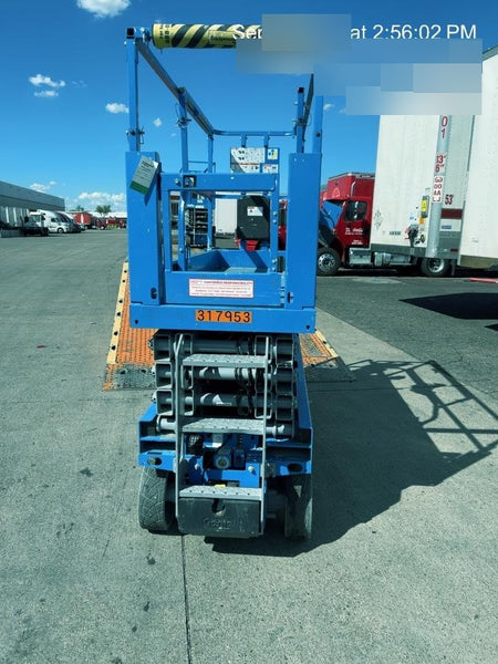 2023 GENIE GS-2632