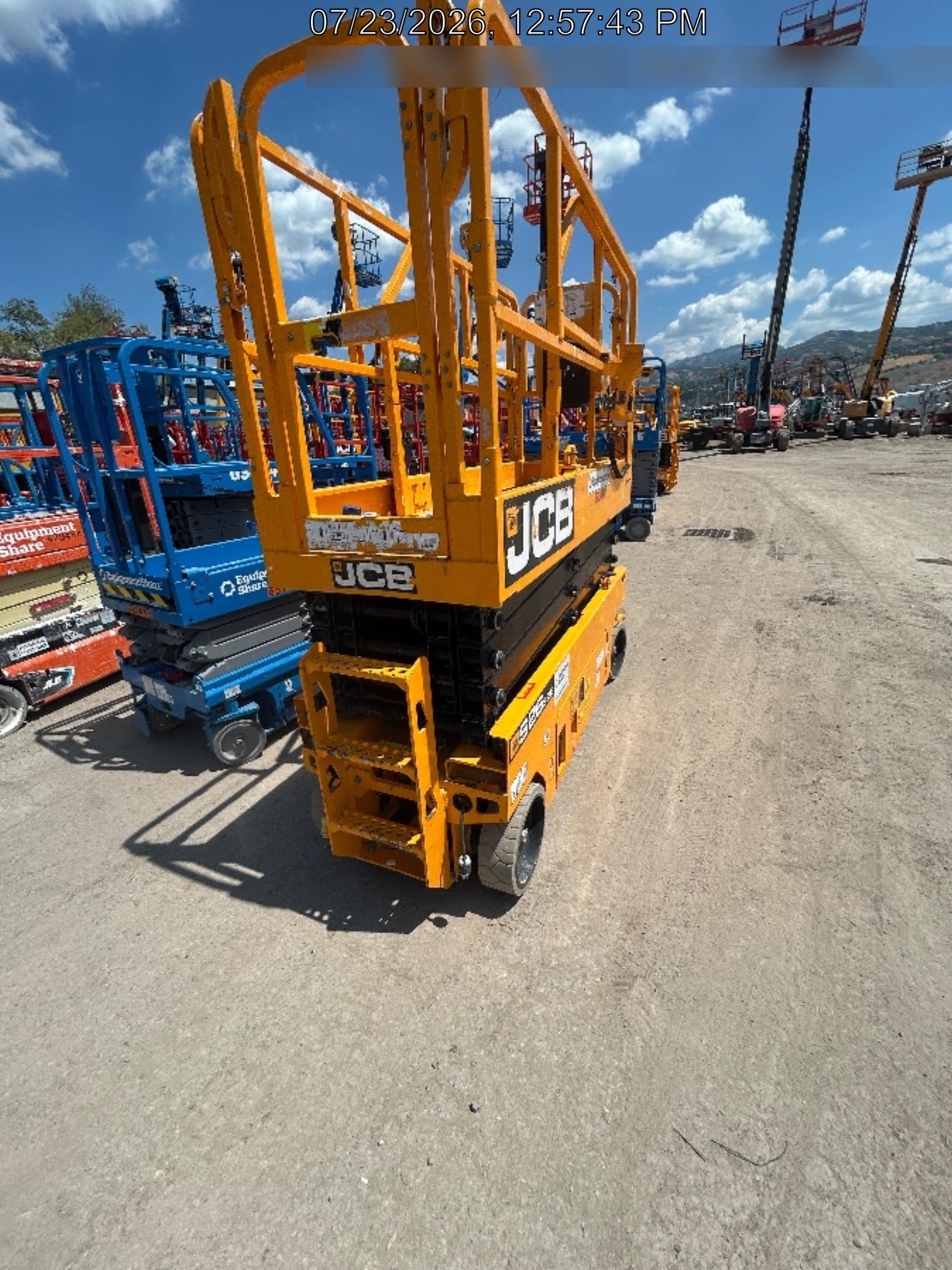 2023 JCB S2632E