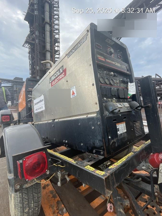 2019 Lincoln Electric Vantage 322 Lincoln Vantage 322 Welder w/Trailer, Light Kit, Cable Rack