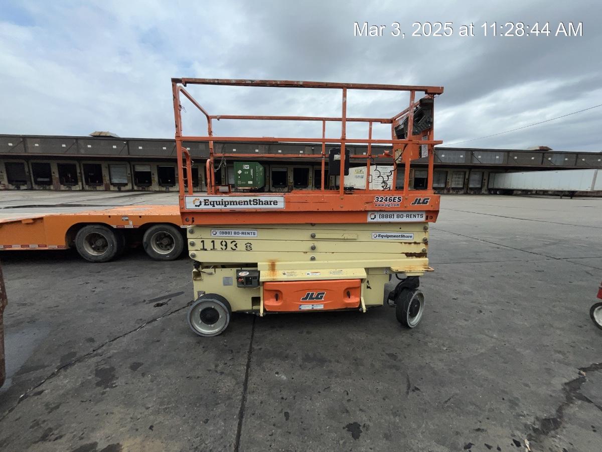 2016 JLG 3246ES JLG 3246ES