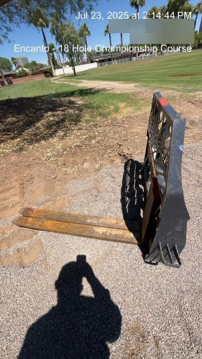 2021 PALADIN 48" Pallet Forks - Paladin