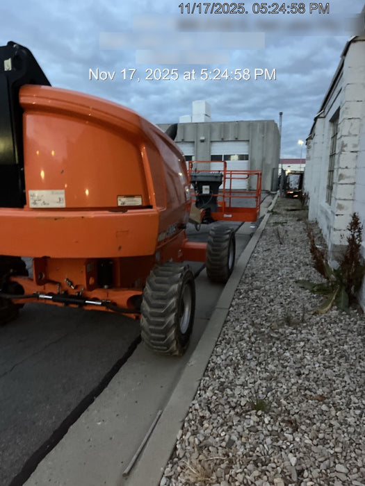 2019 JLG 400S