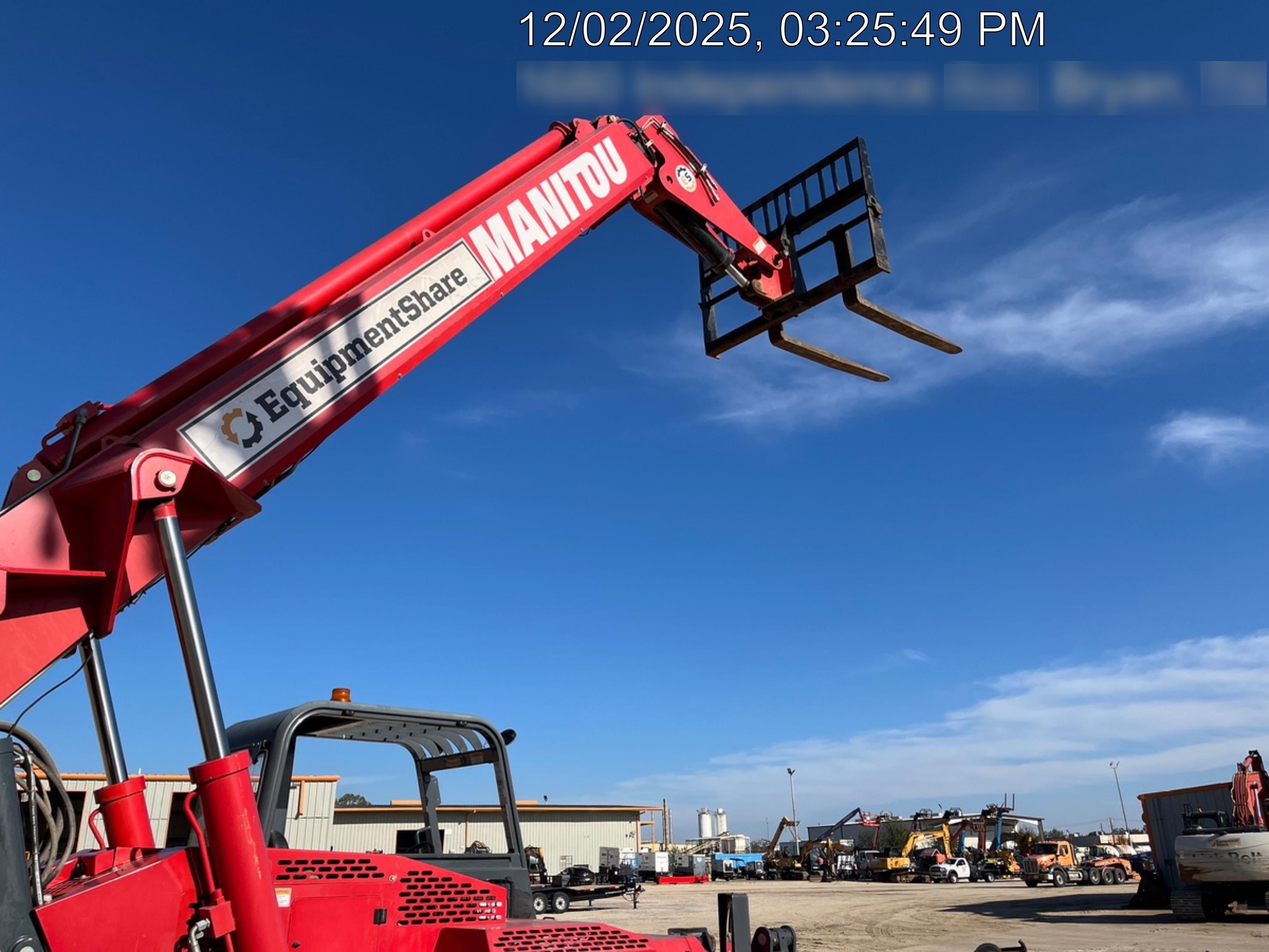 2018 Manitou MTA10055 MTA10055 - 120 HP T4, Canopy, Worklights/Strobe, Beacon, 66" Carriage, 60" Forks, Solid Tires, Lift Hook, Aux Hydraulics