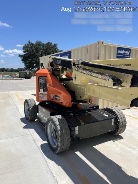 2024 JLG E450AJ