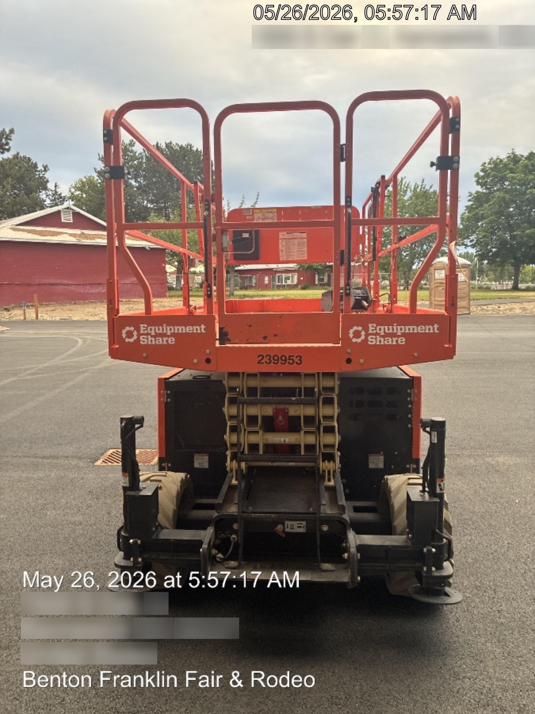2022 JLG RT3369