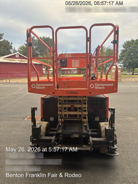 2022 JLG RT3369