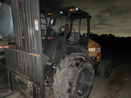 2023 CASE 588H