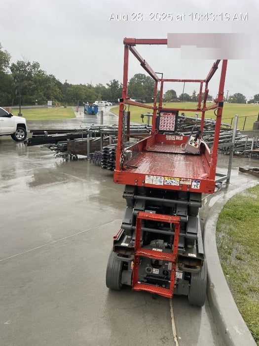 2015 Skyjack SJIII-3226 26' Electric Scissor Lift