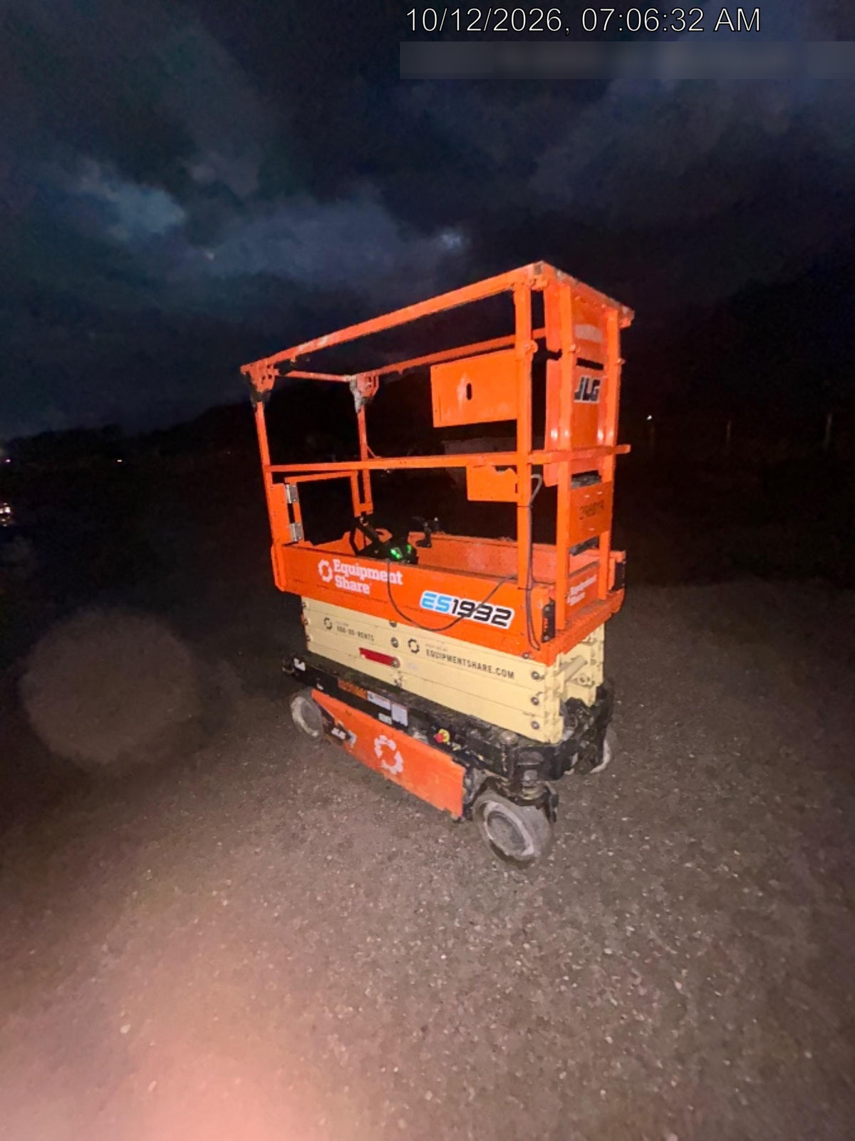 2023 JLG ES1932
