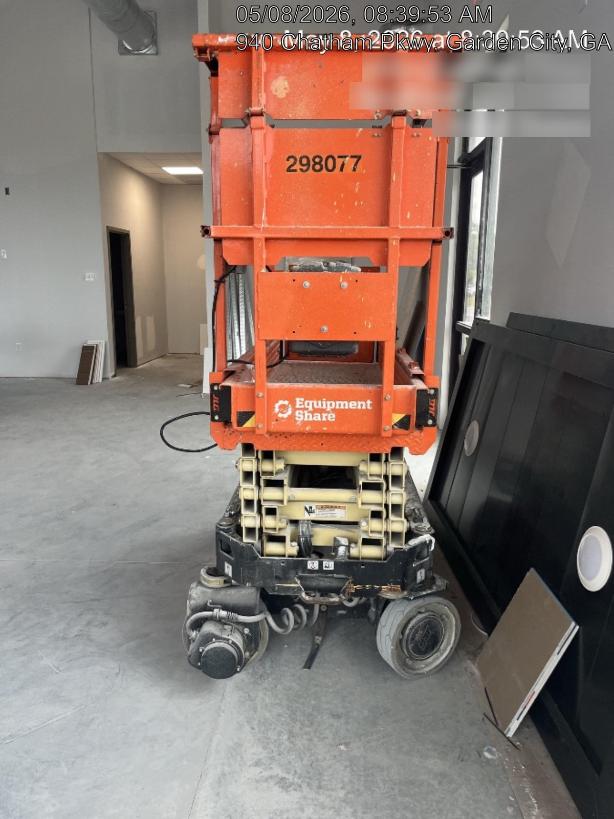2023 JLG ES1932