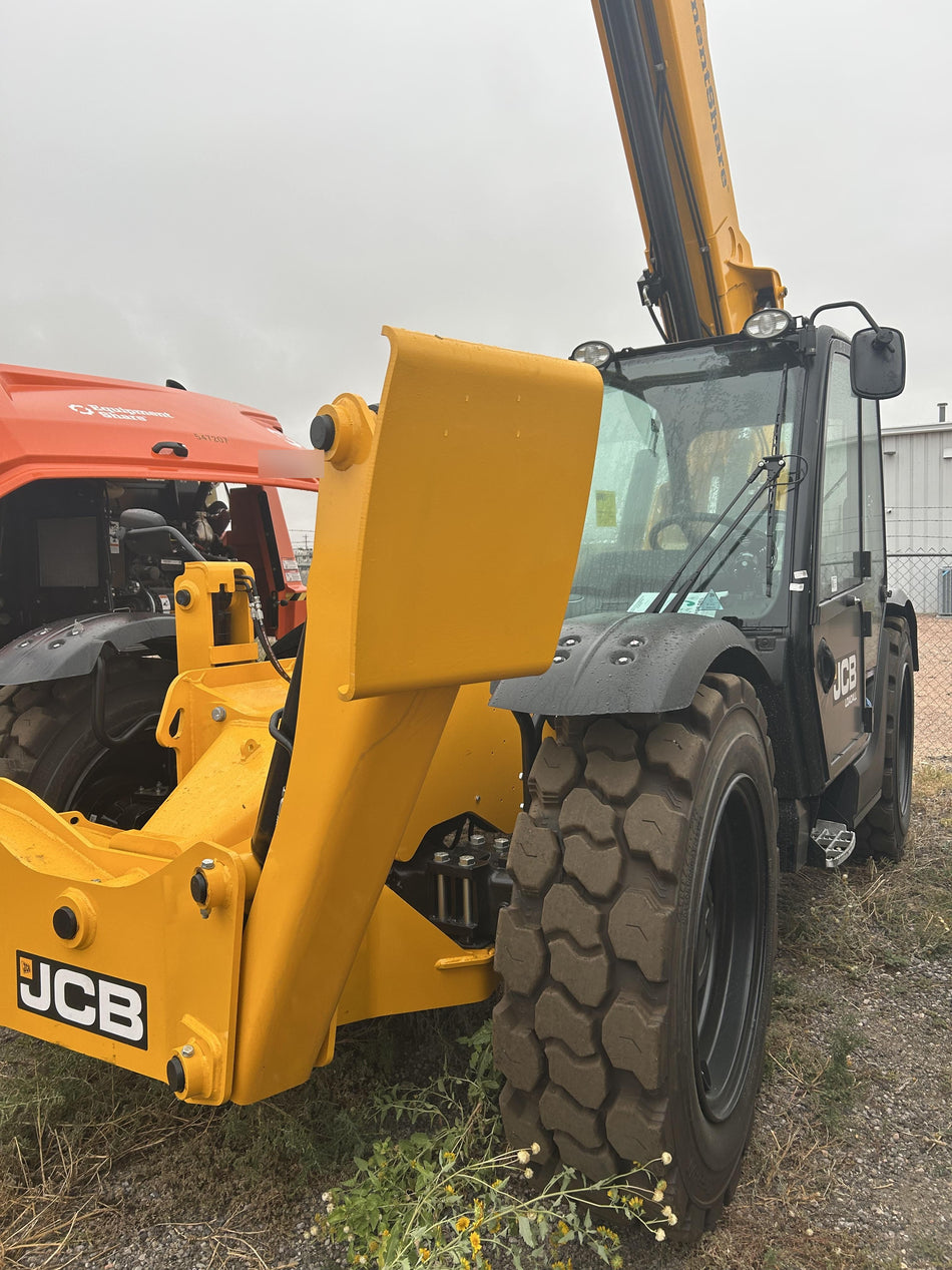2025 JCB 512-56