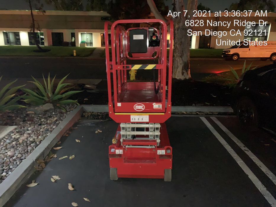 2020 MEC 1330SE Solid NM Tires, Steel Swing out Doors, LCS, Beacon, 900W Inverter