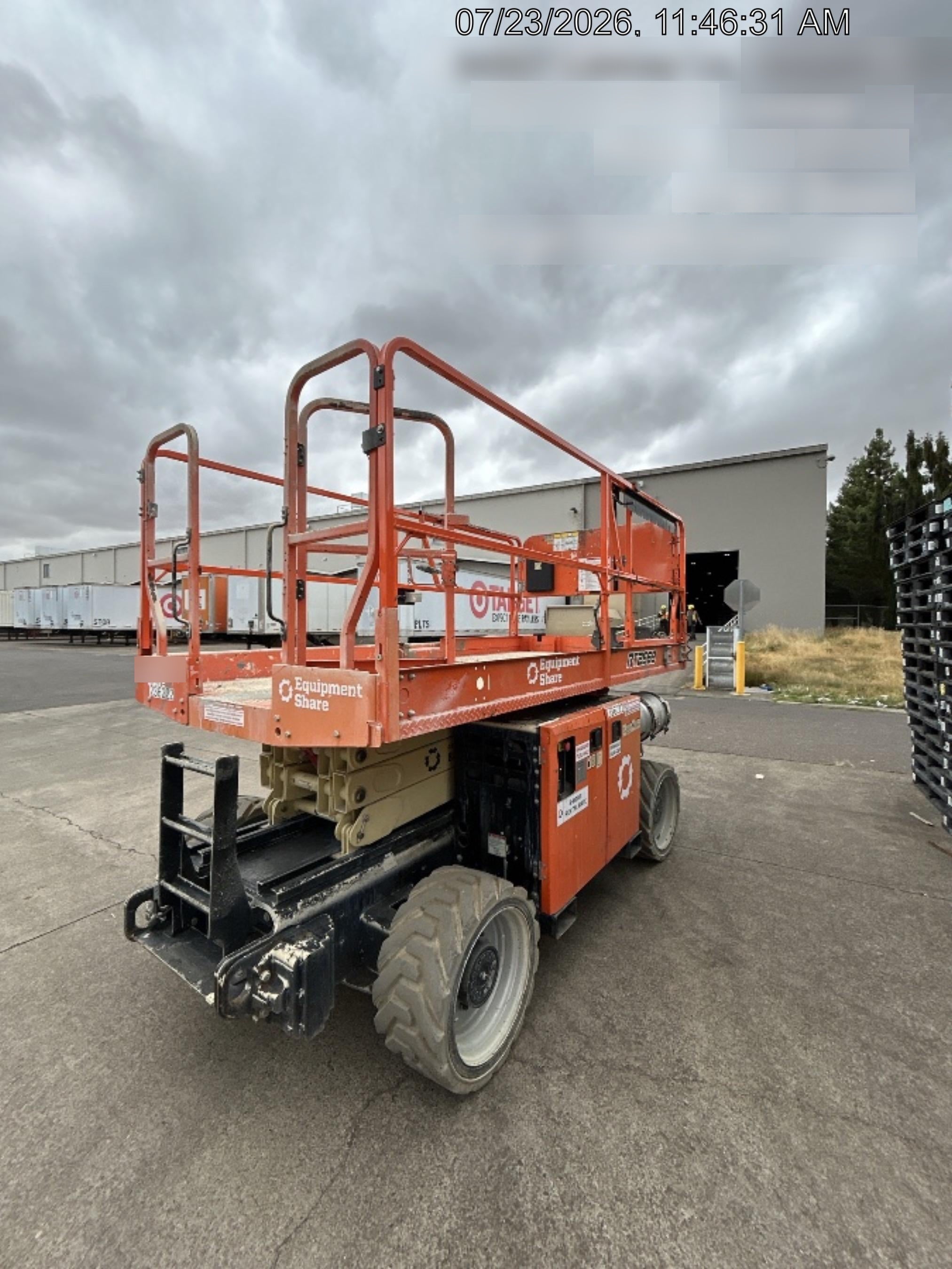 2022 JLG RT2669