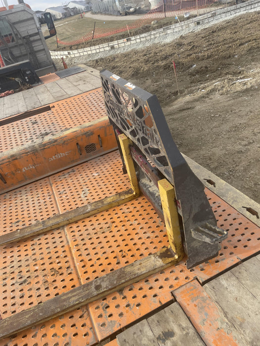 2022 PALADIN 48" Pallet Forks - Paladin