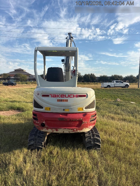 2021 TAKEUCHI TB235-2R