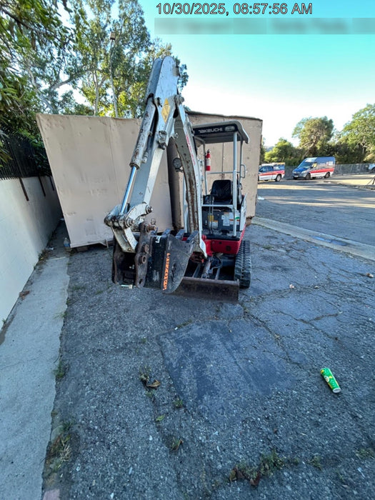 2021 TAKEUCHI TB216R