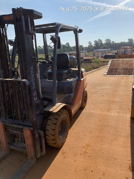 2022 TOYOTA 50-8FGU25