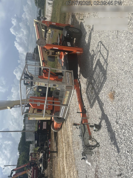 2022 JLG T350